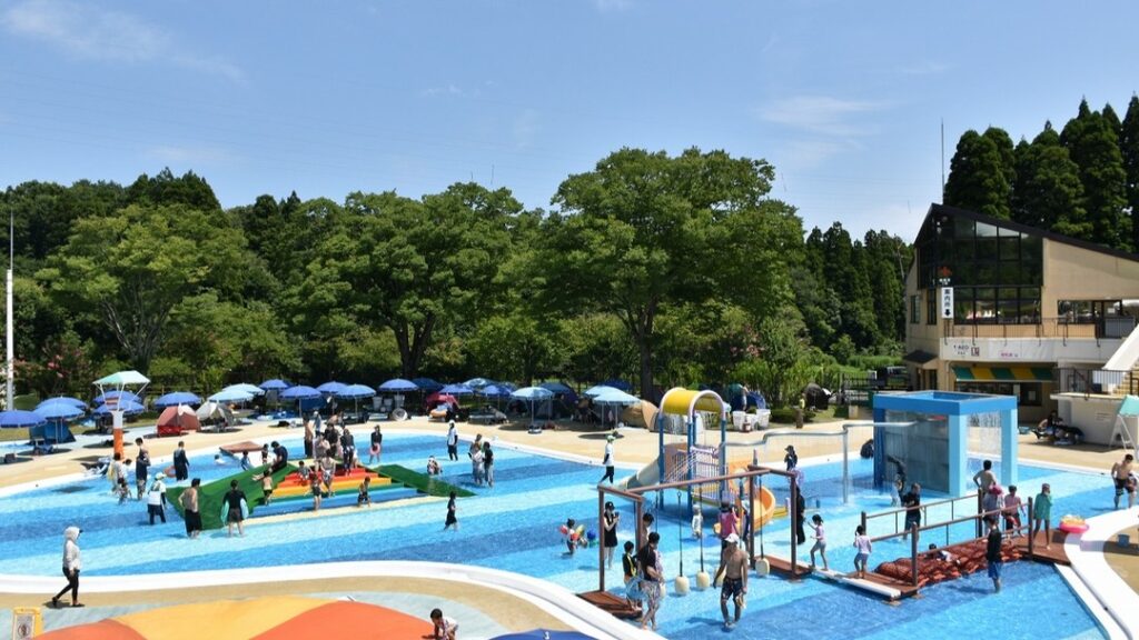 県民公園太閤山ランド プール広場 水のおもちゃ箱プール